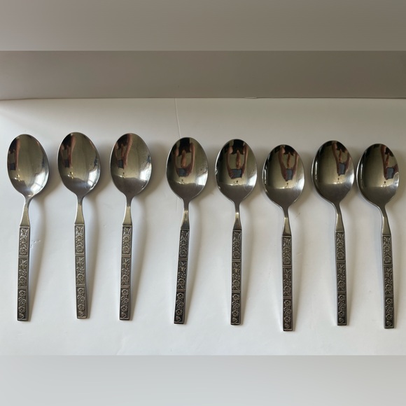 Vintage 25 PC Oneida Spring Fever Northland Stainless Korea Flatware MCM - Picture 7 of 16